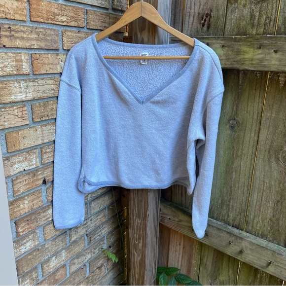 BDG Tops - BDG Light Gray Textured Sweater